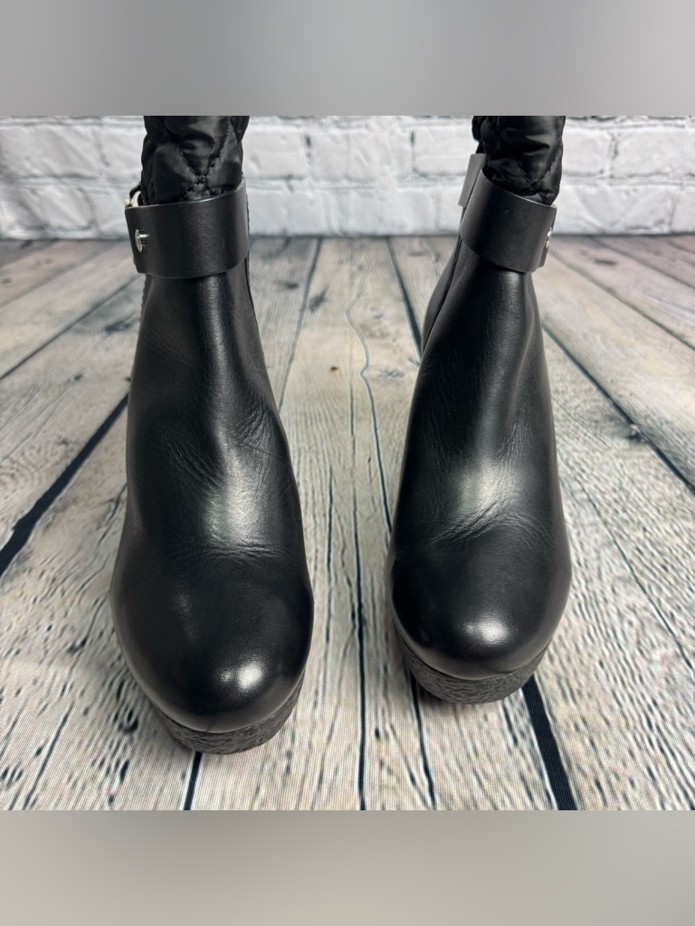 Michael Kors Black Quilted Leather Wedge Knee Winter Boots Sherpa Lined Sz 8 US - Picture 4 of 16